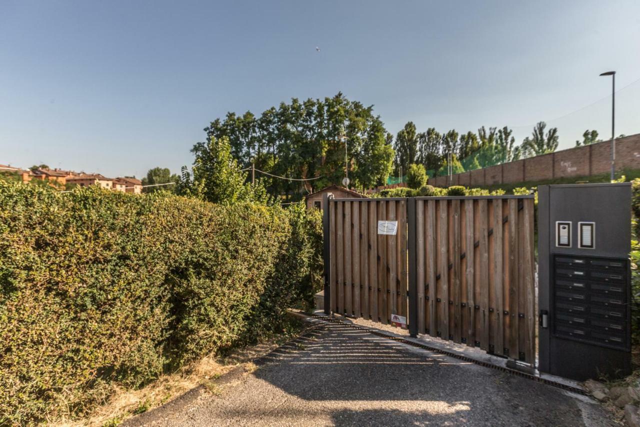 Borgo Sartoni Case Vacanze Appartamenti In Affitto Болоня Екстериор снимка